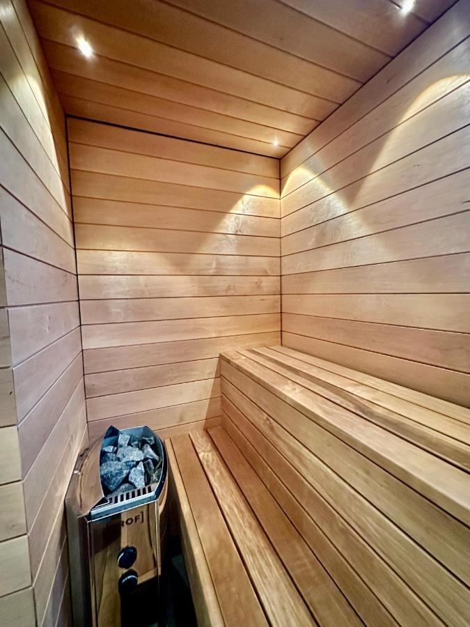 Elegant Apartment With Sauna In The Center Рованіемі Екстер'єр фото