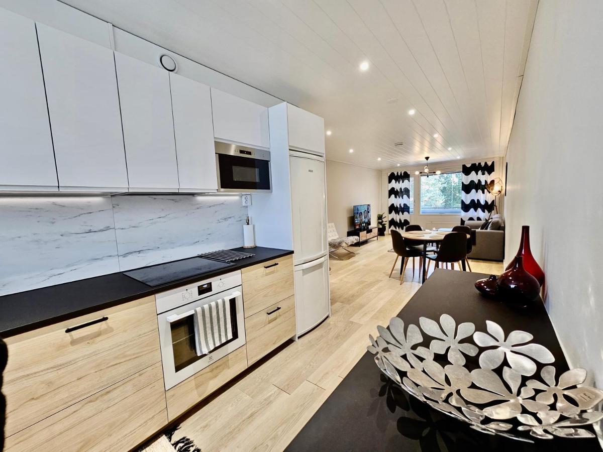 Elegant Apartment With Sauna In The Center Рованіемі Екстер'єр фото